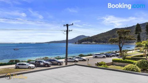 Bella Vista Unit 4 Shoal Bay - Accommodation Perth 1