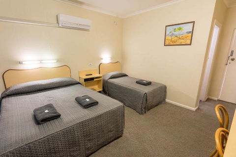 Billabong Motel - Accommodation Perth 4