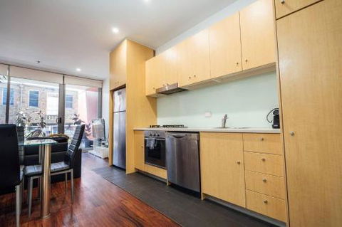 Tropicana On Bent Wifi Nespresso Heart Of East End - Accommodation Perth 1