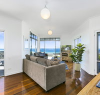 Panoramic Ocean Views in Peregian Beach 41 Parakeet Cresent - Accommodation Perth