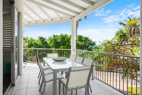 Beach Views & Breezes Sunshine Beach - Accommodation Perth 3