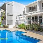 Beach Views & Breezes Sunshine Beach - Accommodation Perth 0