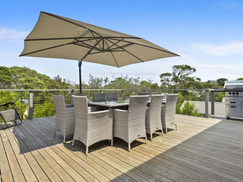 YOU ME & THE SEA BLAIRGOWRIE - Accommodation Perth 6