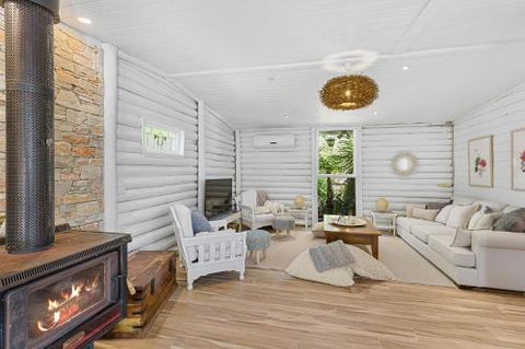 MARTHA COTTAGE Mt. MARTHA - Accommodation Perth 0