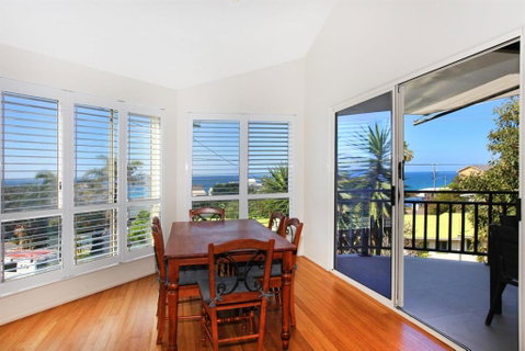 10 Barra Crescent Coolum Beach 500 BOND WIFI Walking Distance To Beach - Accommodation Perth 4