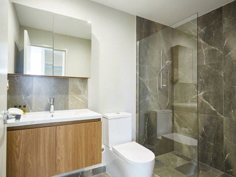 Luxurious 2bed 2bath APT With Parking@southport - Accommodation Perth 2