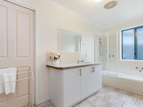 Matilda 2 Crowe Street - Perth Resorts 6