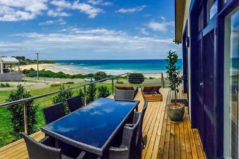 MAVI BEACH HOUSE Beachfront Wifi Views - Accommodation Perth 1