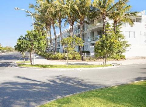Unit 101 Plantation Resort Rainbow Beach Plantation Resort Second Floor Aircon Pool Spa - Perth Resorts 0