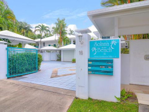 Walk To The Ocean In Five Minutes - Accommodation Perth 6