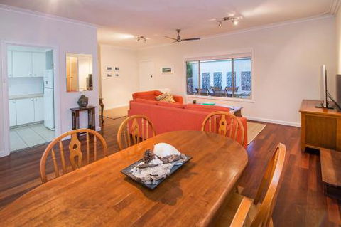 Swell Shack - Perth Resorts 2