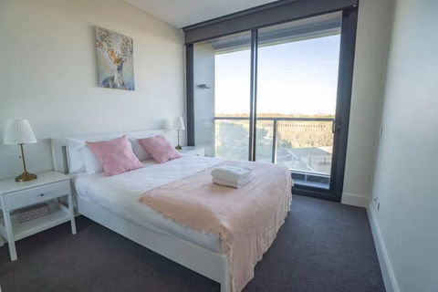Luxury Skyrise 2bed2bath APT In Olympic Park - Accommodation Perth 3