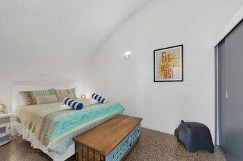 Beachfront Iglu Trinity Beach - Accommodation Perth 6