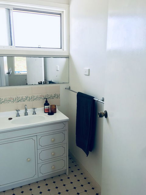 The Beach House Ledge Point - Perth Resorts 5
