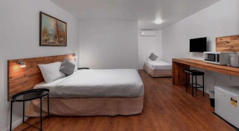 Econo Lodge Lilydale - Accommodation Perth 5