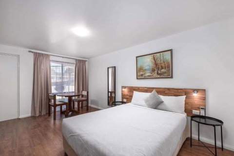 Econo Lodge Lilydale - Accommodation Perth 0