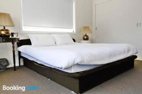 Allure - Accommodation Perth 5