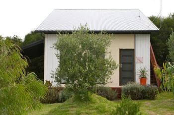 Spice Island B & B - Accommodation Perth 6
