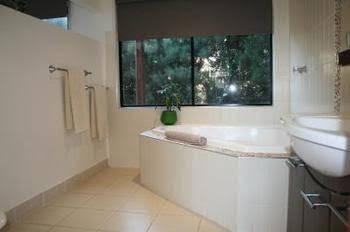 Spice Island B & B - Accommodation Perth 1