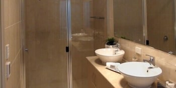 Casavino Luxury Villas - Accommodation Perth 5