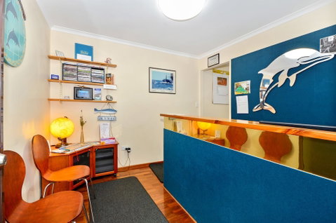 Dolphin Lodge - Accommodation Perth 0