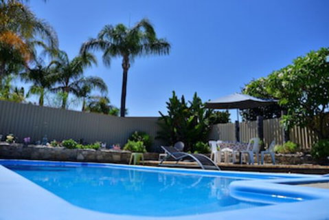 Palms Bed & Breakfast - Accommodation Perth 0