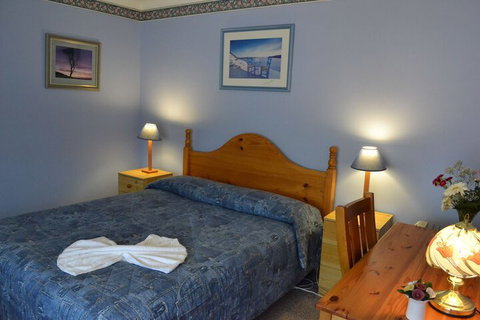 Palms Bed & Breakfast - Accommodation Perth 4