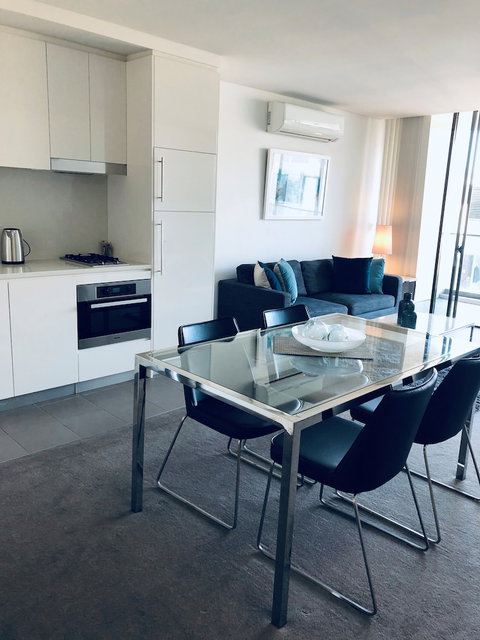 Wyndel Apartments - The Mint - Accommodation Perth 6