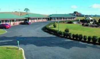Kentish Hills Retreat - Perth Resorts 2