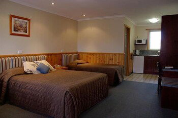 Kentish Hills Retreat - Perth Resorts 5