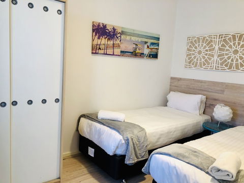 West Beach Lagoon 212 - Gorgeously Decorated - Perth Resorts 6