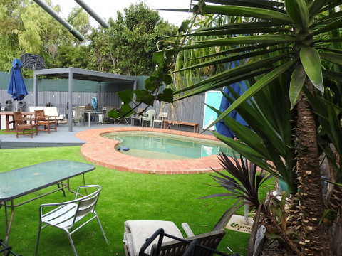 Surf City Motel - Accommodation Perth 1