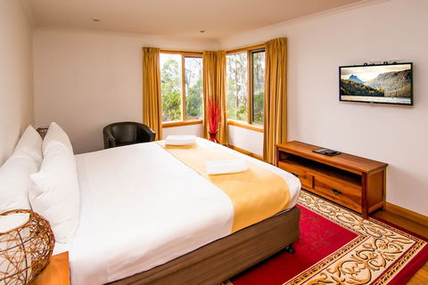 Lake St Clair Lodge - Perth Resorts 4