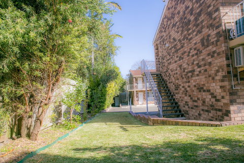 Gosford Palms Motor Inn - Accommodation Perth 2