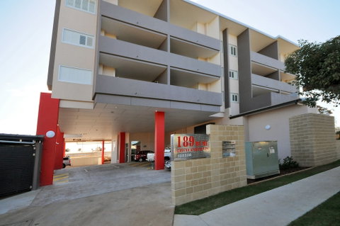 Laguna Apartments - Accommodation Perth 1
