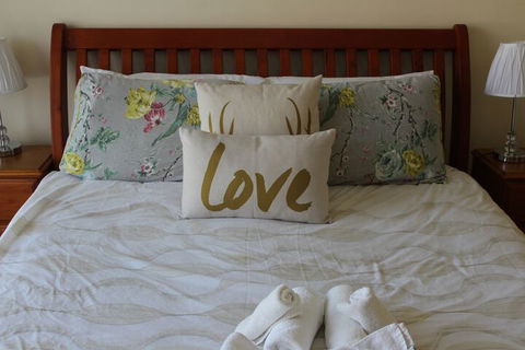 Australian Home Away At Doncaster Elgar - Accommodation Perth 3