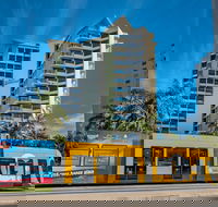 Surfers Hawaiian Holiday Apartments - Accommodation Perth