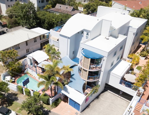 Surfers Beach Resort One - Accommodation Perth 1