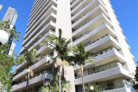 Waterways Luxury Apartments - Accommodation Perth 2
