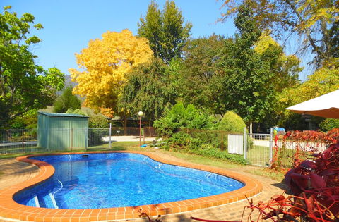 Bright Highland Valley Cottages - Accommodation Perth 1