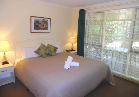 Bright Highland Valley Cottages - Accommodation Perth 6
