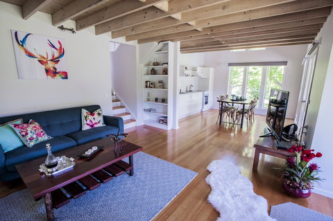 Abby's Cottages - Accommodation Perth 3