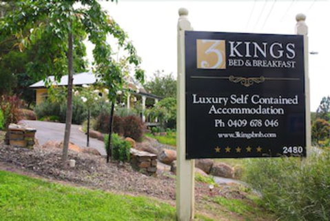 3 Kings Bed And Breakfast - Accommodation Perth 2