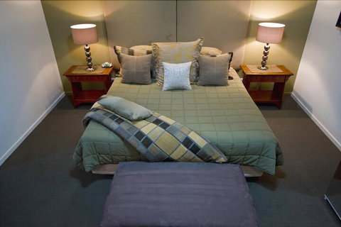 53 On Victoria - Accommodation Perth 7