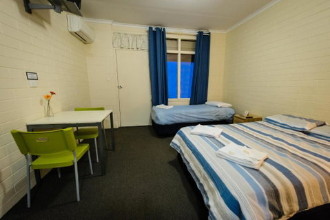 The Anglers Inn - Accommodation Perth 5