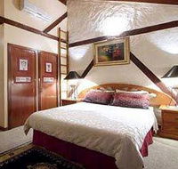 Castle on the Hill - Perth Resorts