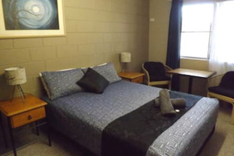 Sunbird Motel - Accommodation Perth 7
