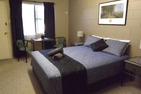 Sunbird Motel - Accommodation Perth 0