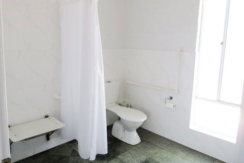 Homewood Cottages - Perth Resorts 6