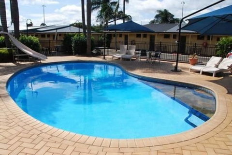 James Street Motor Inn - Accommodation Perth 3